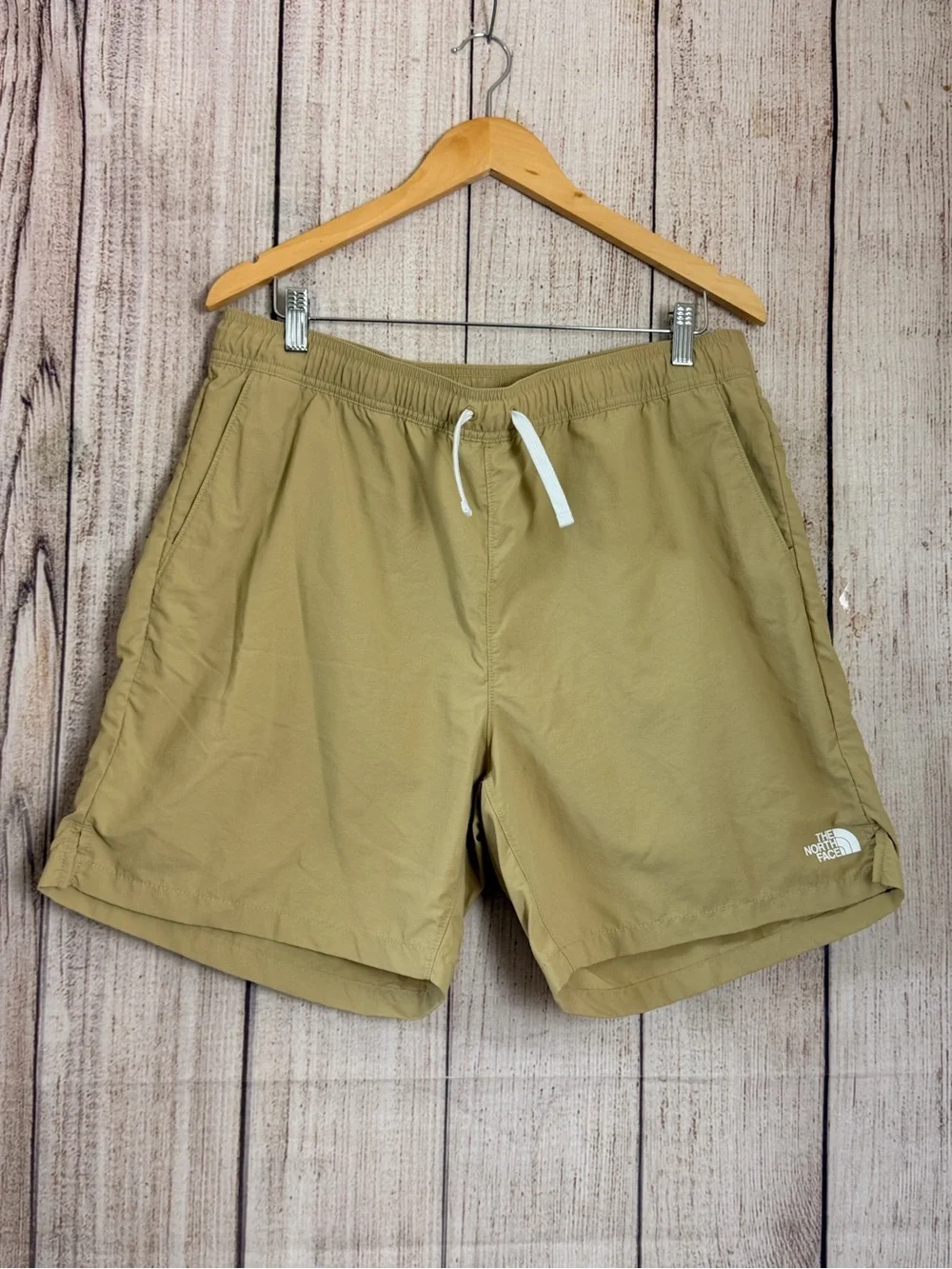 The North Face Men's Shorts size Large